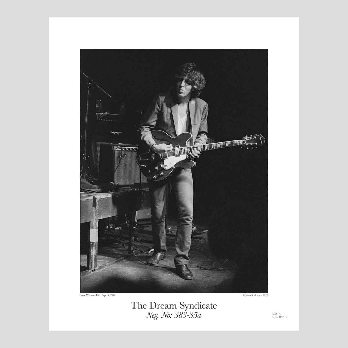 Steve Wynn live on stage with The Dream Syndicate at Ritz, Stockholm, Sweden, Sep 15, 1984. Neg. No: 383-35a. Photography by Johan Ödmann.